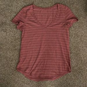 lululemon v neck love tee